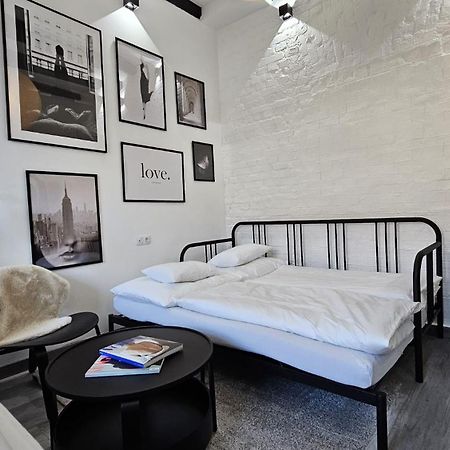 Great Living Apartments カルロヴィ・ヴァリ エクステリア 写真
